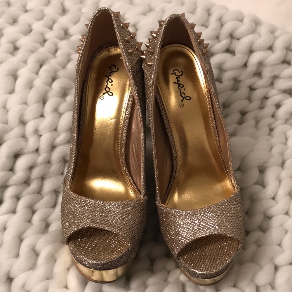 Gold/champagne glitter heels